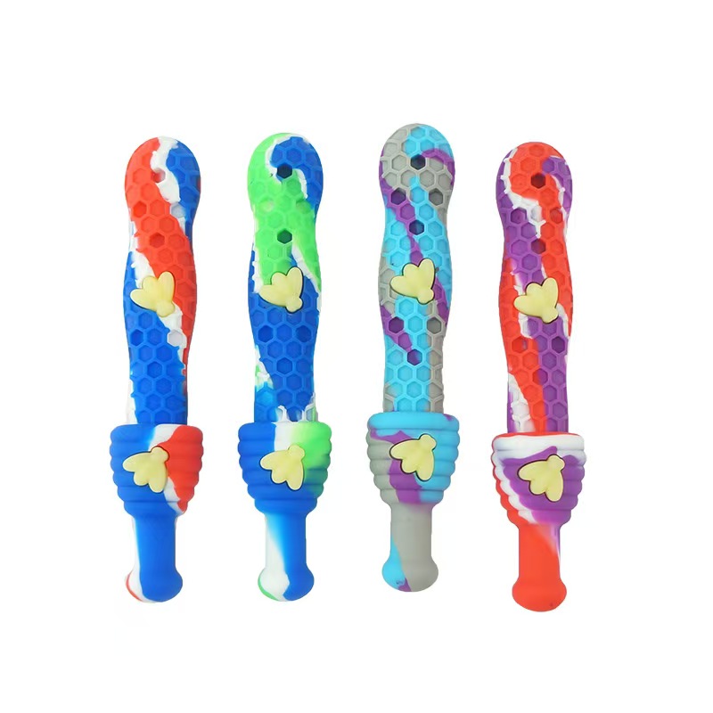 bee silicone smoking pipe glowing design